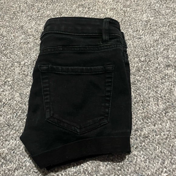 ARDENE shorts size 0 - Picture 3 of 4